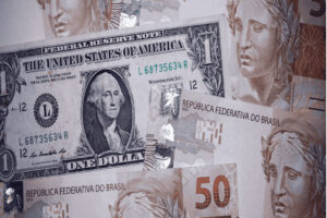 Dólar cai a R$ 5,48 com fiscal brasileiro e dos EUA no radar